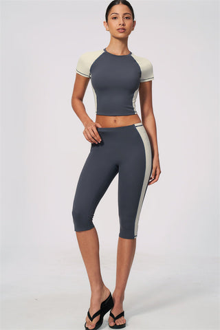 The Sandstone T-shirt Capri Leggings 2-Piece Set