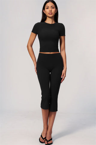 The Zura T-shirt Capri Leggings 2-Piece Set