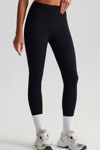 The Brave Sports Bra Leggings 2-Piece Set