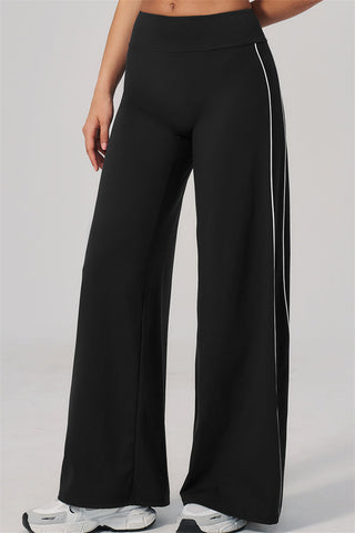 The Breathe Sports Bra Straight Leg Pants 2-Piece Set