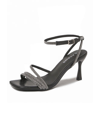 Chloe | Black - Glamourous Grace