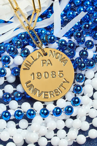 College Tag Charm Necklace - 18k Gold Plated Paper Clip Chain - Glamourous Grace