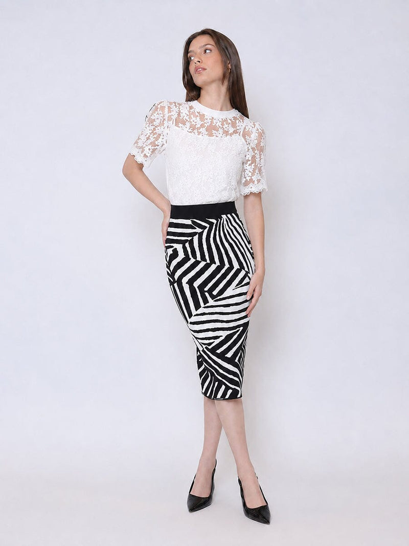 Contrast Zebra Print Back Slit Mini Knit Skirt