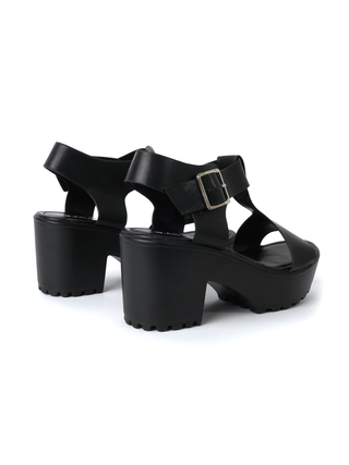 Corby | Black - Glamourous Grace