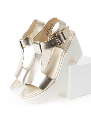 Corby | White Gold - Glamourous Grace