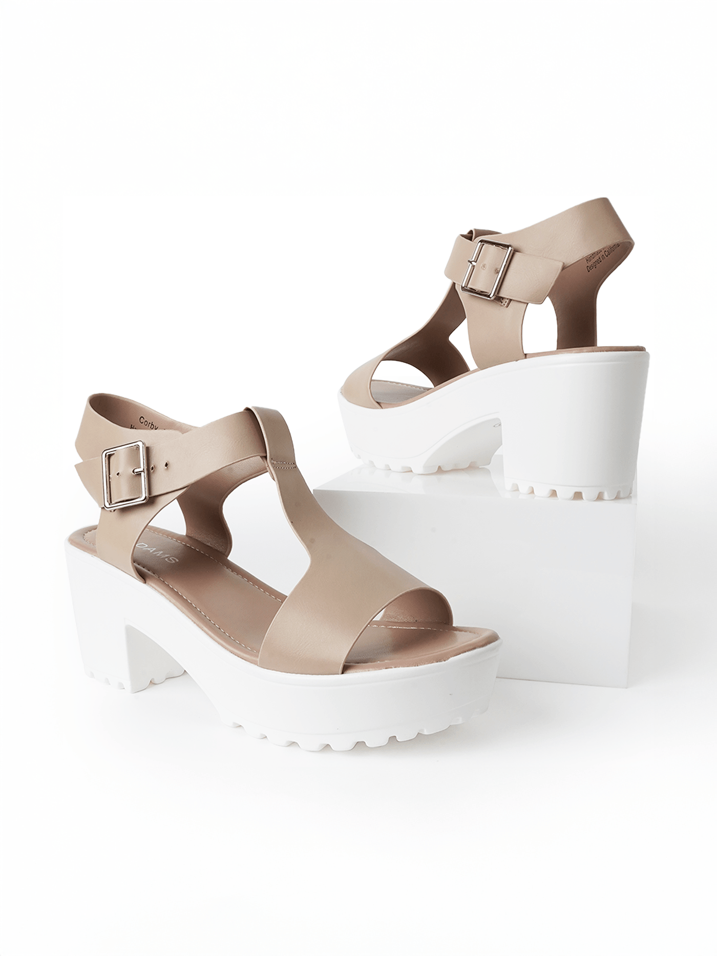 Corby | Nude - Glamourous Grace