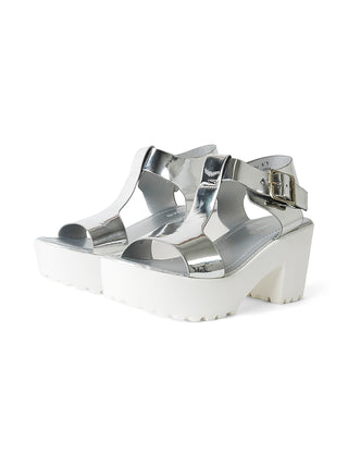 Corby | Silver Patent - Glamourous Grace