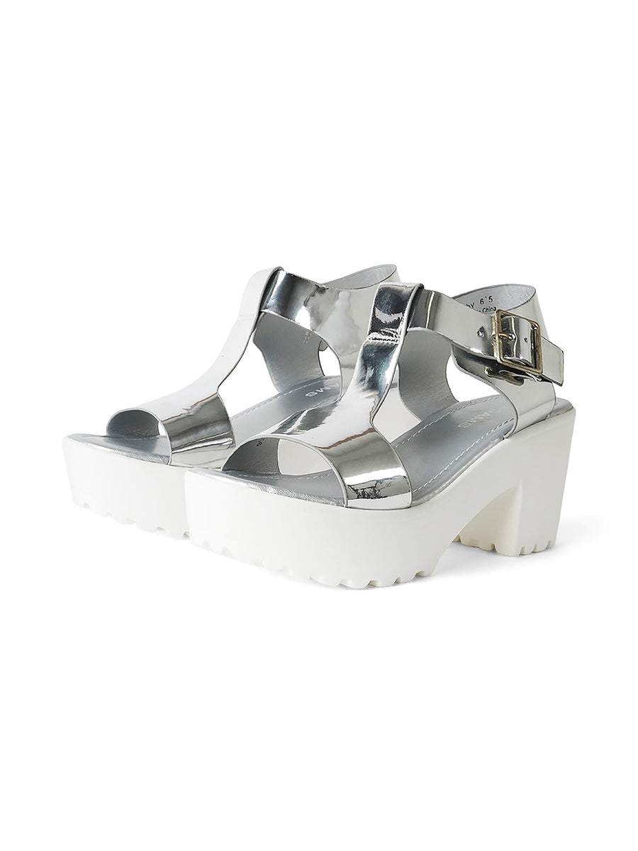 Corby | Silver Patent - Glamourous Grace