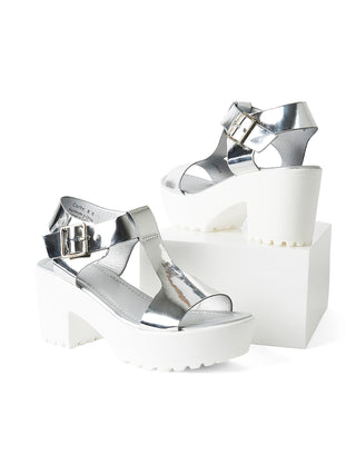 Corby | Silver Patent - Glamourous Grace