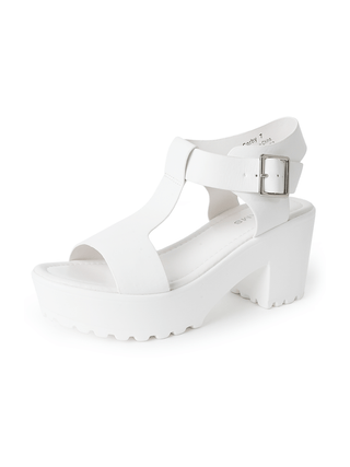 Corby | White - Glamourous Grace