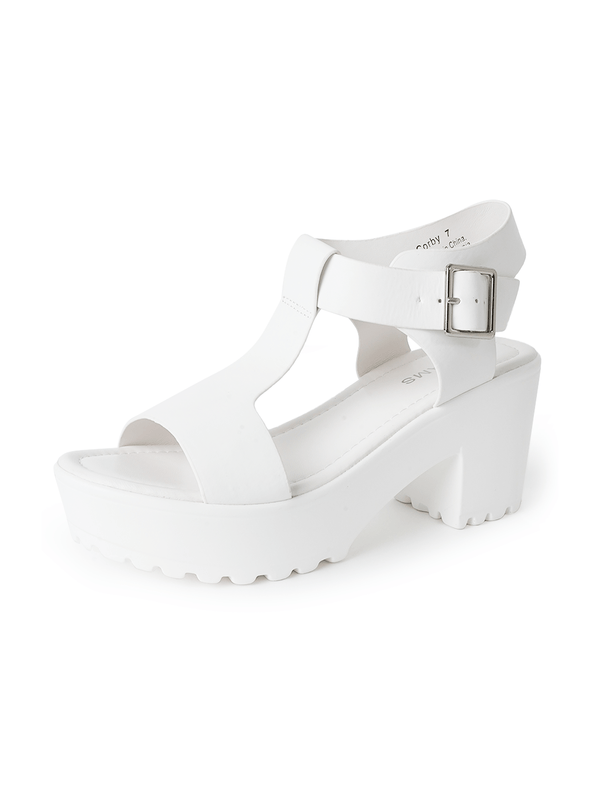 Corby | White - Glamourous Grace