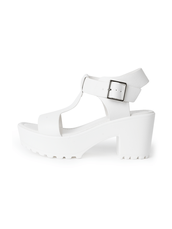 Corby | White - Glamourous Grace