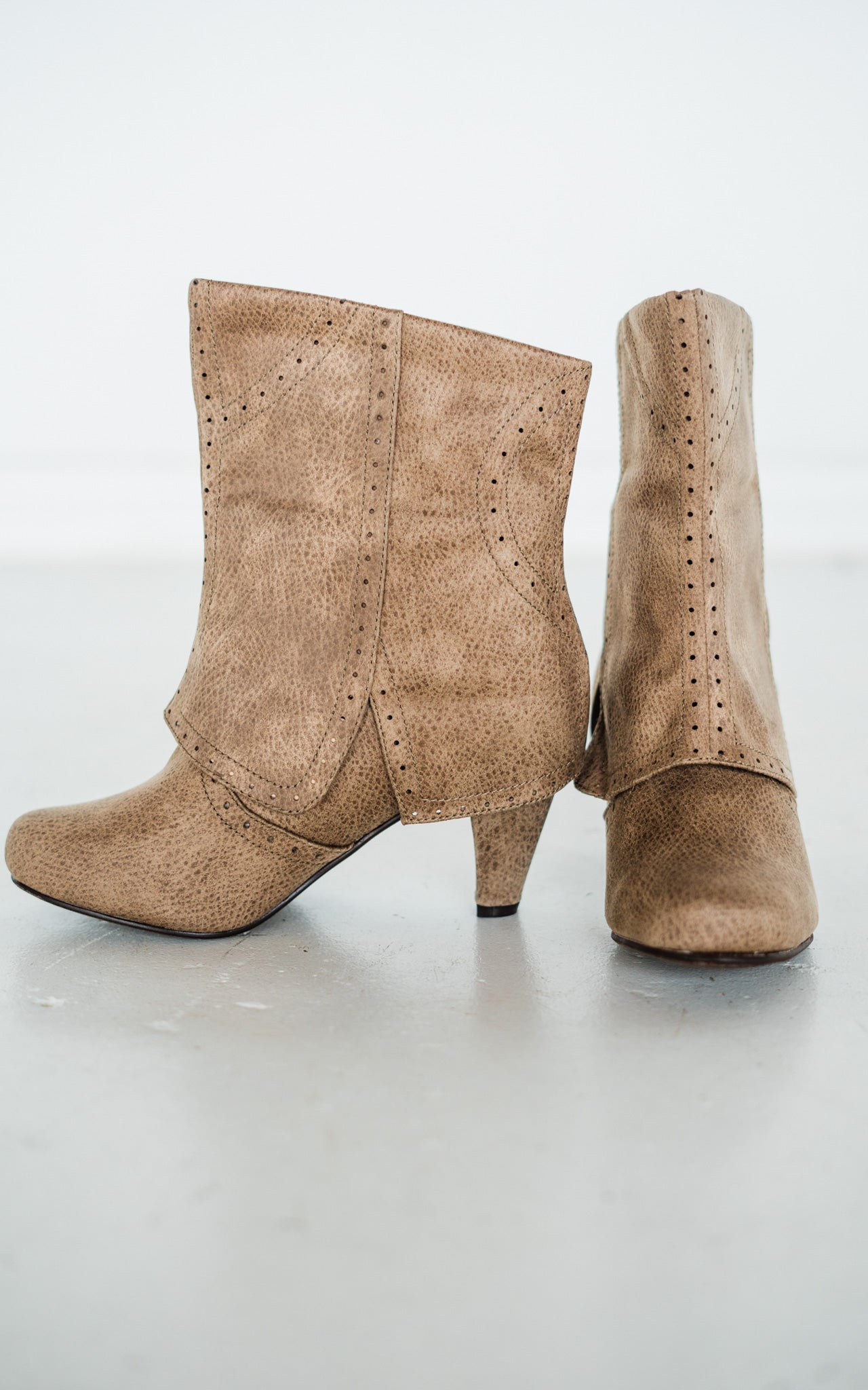 Cowgirl Star Booties in Taupe - Glamourous Grace