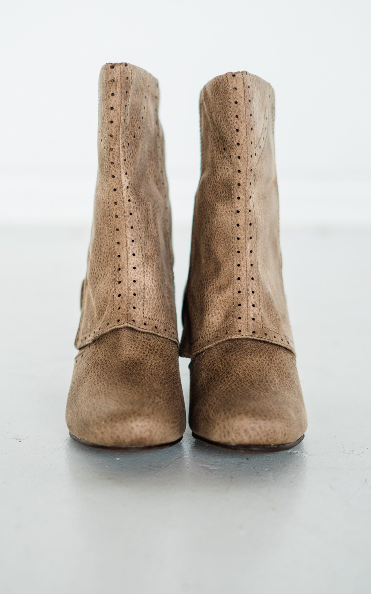 Cowgirl Star Booties in Taupe - Glamourous Grace