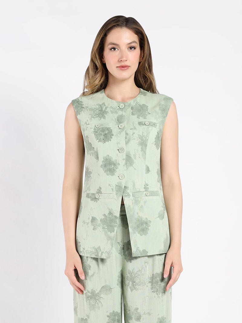 Crew neck printed vest with front button - Glamourous Grace