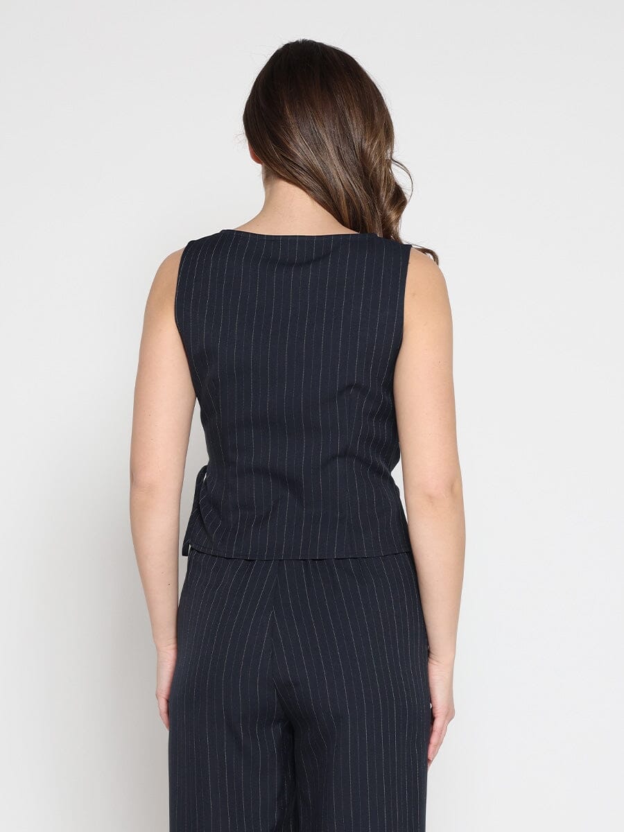 Cross body drape sleeveless top - Glamourous Grace