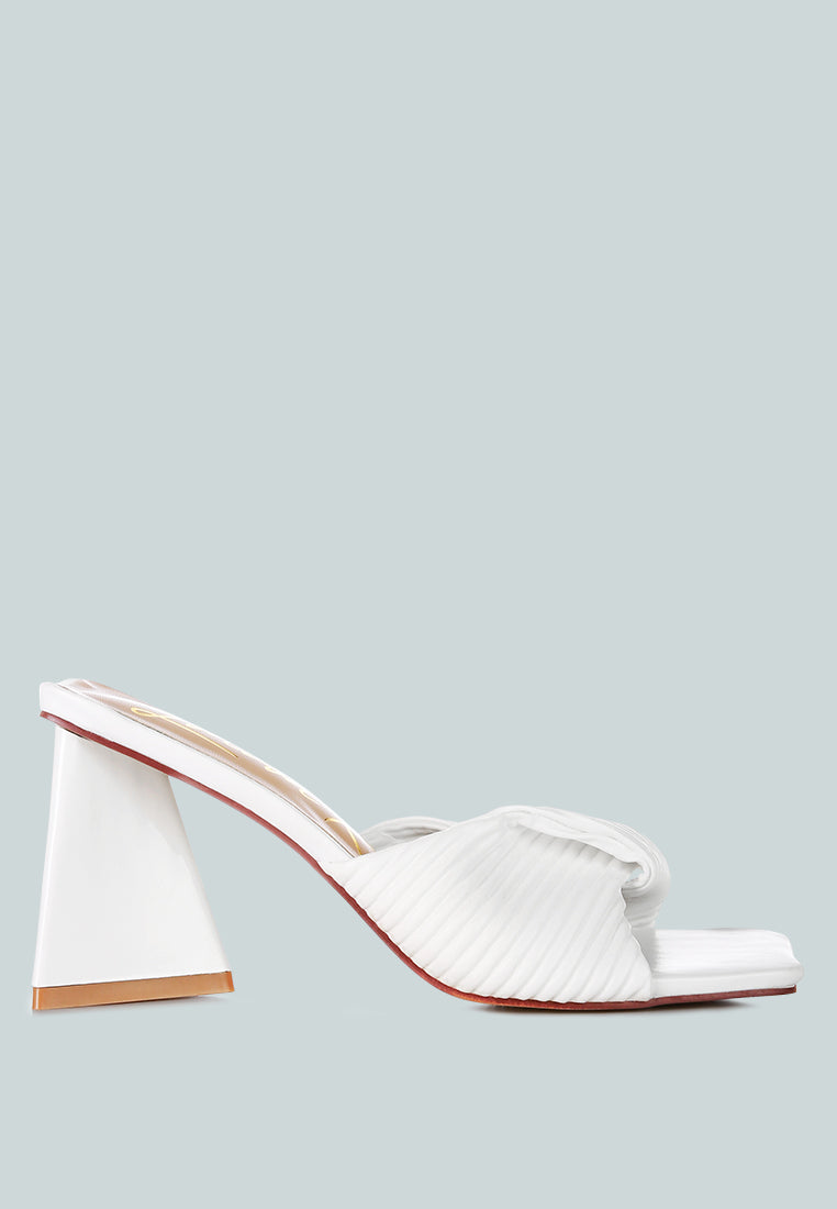 Cupid Kiss Pleated Twist Strap Sandals - Glamourous Grace