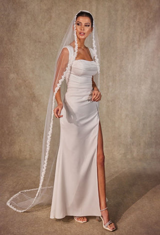 Flower Lace Bridal Veil- D216 - Glamourous Grace
