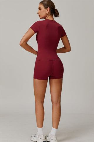 The Oasis T-shirt Shorts 2-Piece Set