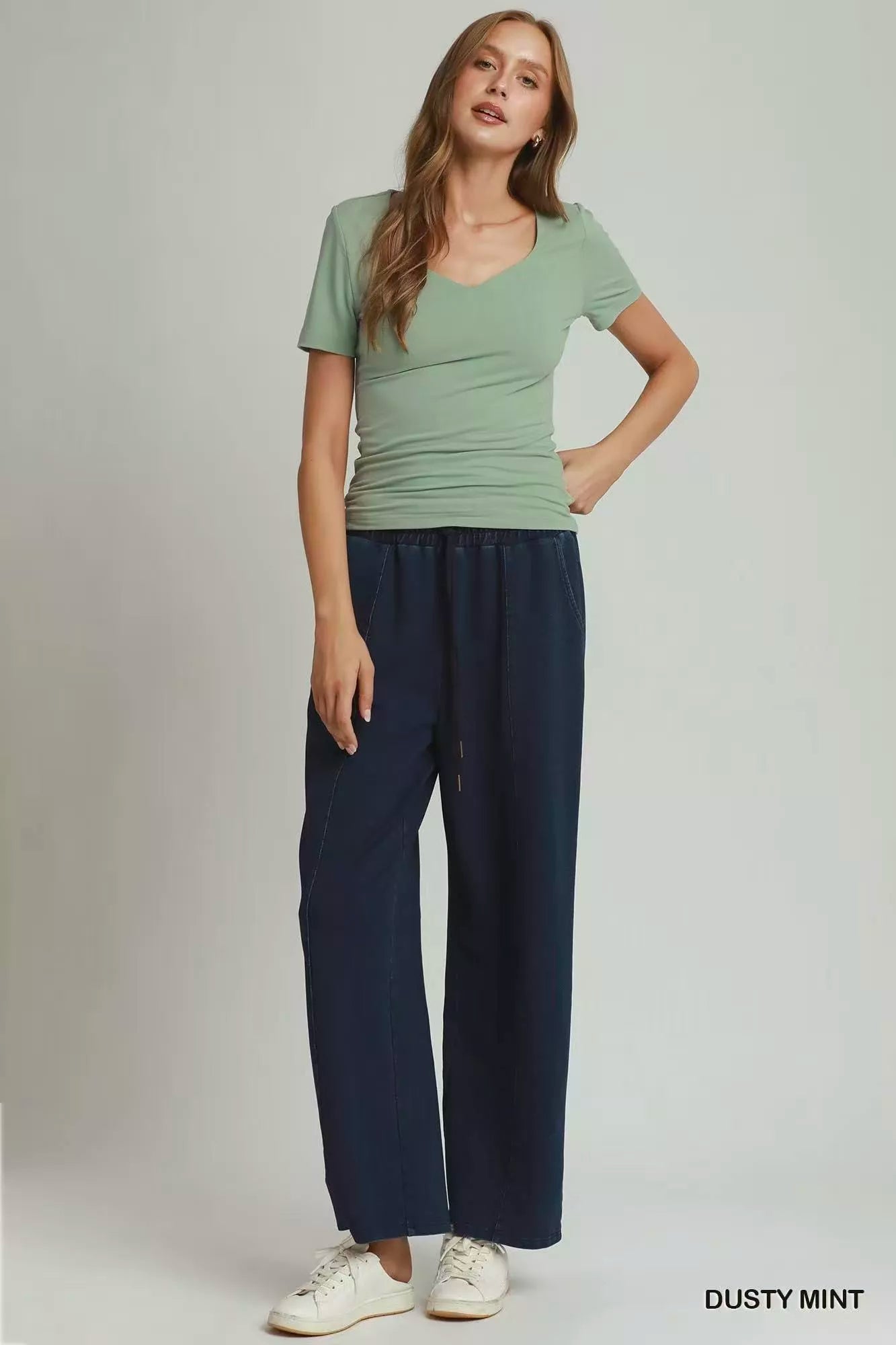 Umgee Sweetheart Neckline Front Double-Lined Top - Glamourous Grace