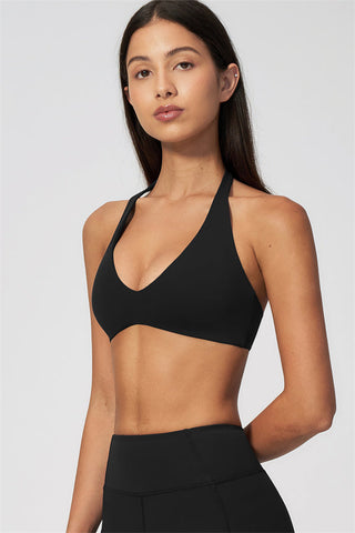 The RiseFit Sports Bra Straight Leg Pants 2-Piece Set
