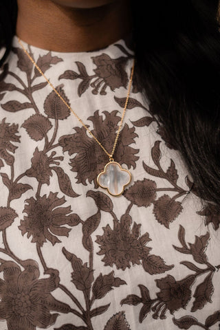 Dakota Clover Necklace - 18k Plated- Mother of Pearl-Kristin Kennedy Collection - Glamourous Grace
