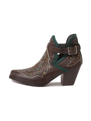 Darla | Brown - Glamourous Grace