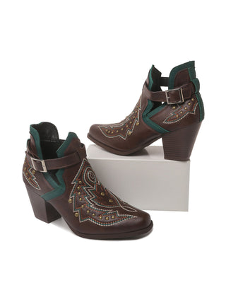 Darla | Brown - Glamourous Grace