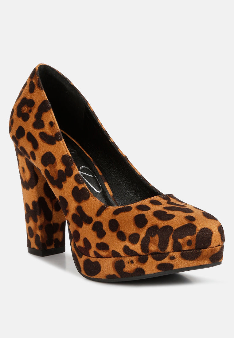 Delia Seude Block Heel Pumps - Glamourous Grace
