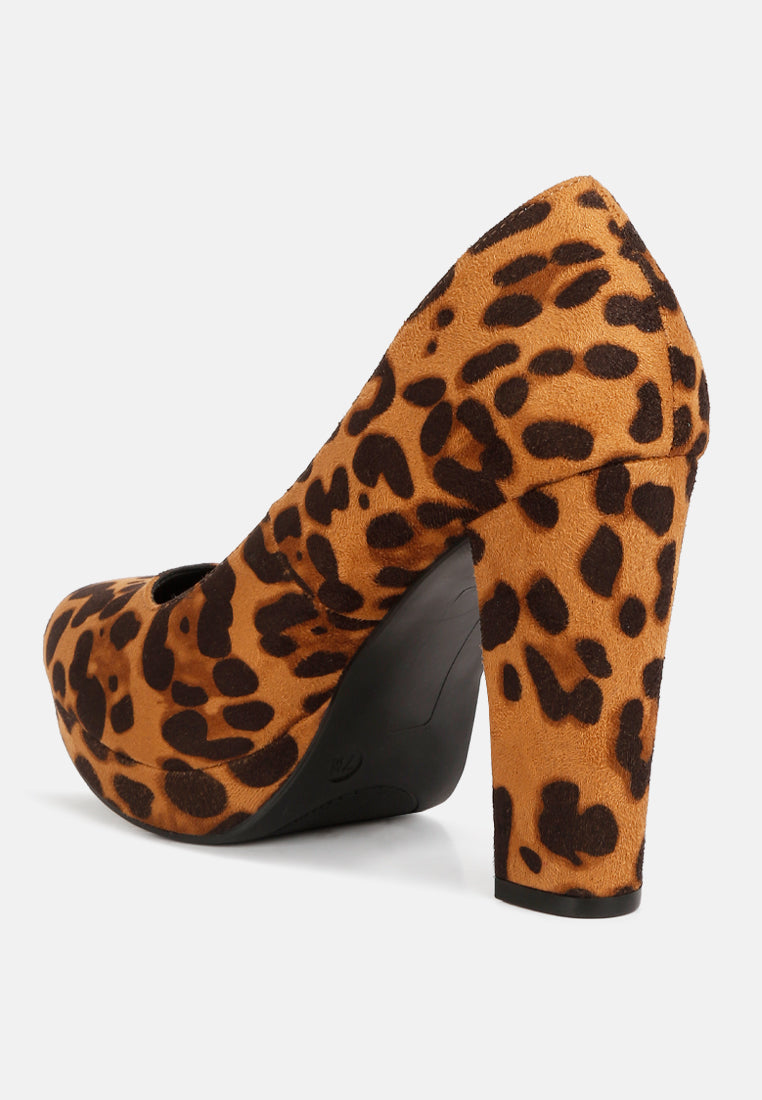 Delia Seude Block Heel Pumps - Glamourous Grace