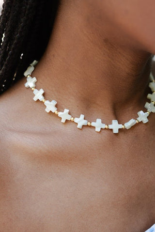 Diana Necklace - All Cross Pearl - Glamourous Grace