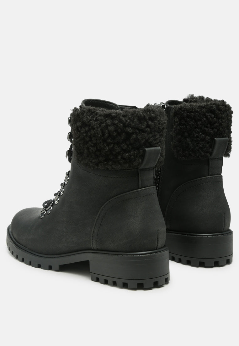 Dolon Lace Up Fur Collar Ankle Boots - Glamourous Grace