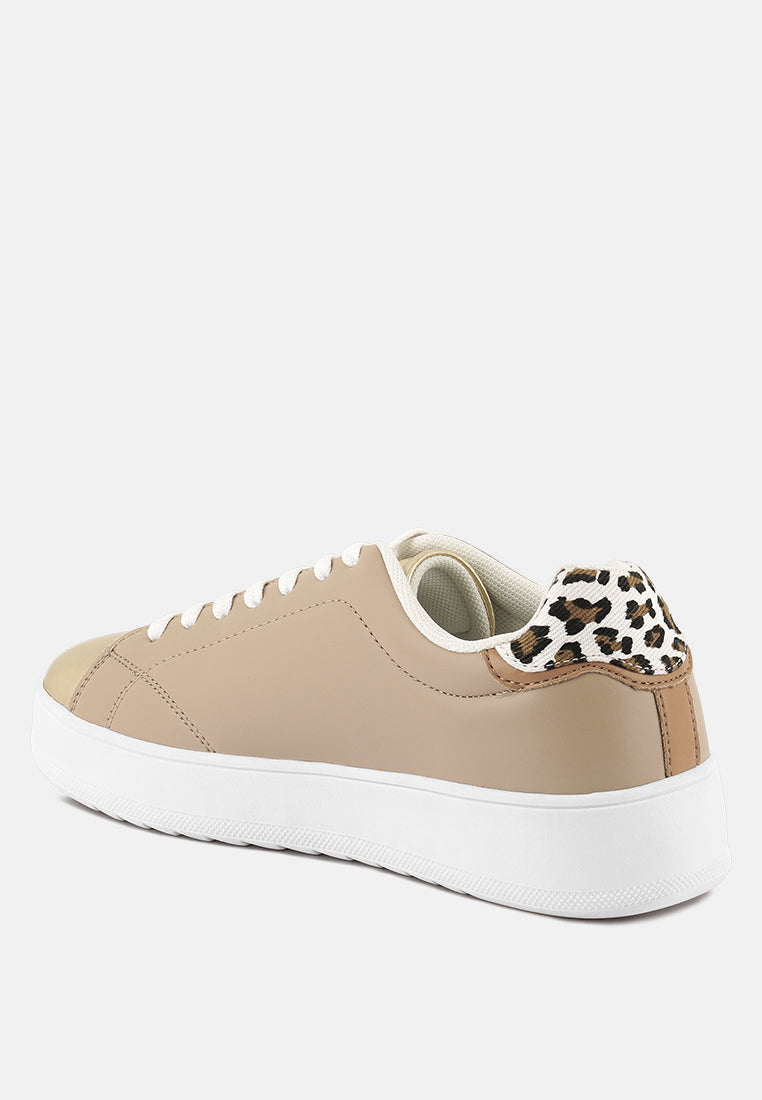 Dory Metallic Accent Sneakers - Glamourous Grace