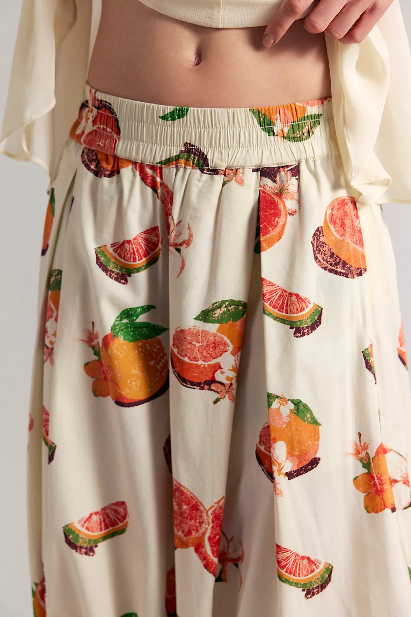 Moonflower Printed Pull-On Balloon Pants - Glamourous Grace