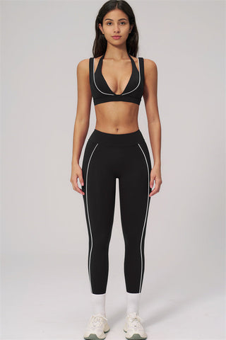The Clarity Contour Line Sports Bra Leggings 2-Piece Set