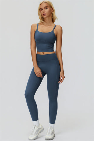 The Fyra Crop Tank