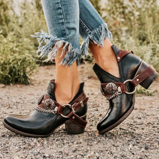 Women's Vintage Rivet Plus-size Fastener Mid-collar Flats