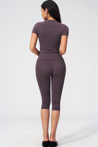 The Twirl T-shirt Capri Leggings 2-Piece Set