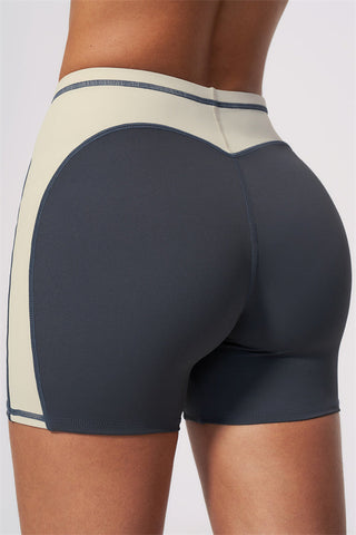 The Sandstone T-shirt Shorts 2-Piece Set