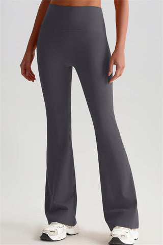 The Brave Sports Bra Flared Leggings 2-Piece Set