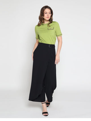 Embellished Chain Link Trim Short Sleeve Top - Glamourous Grace
