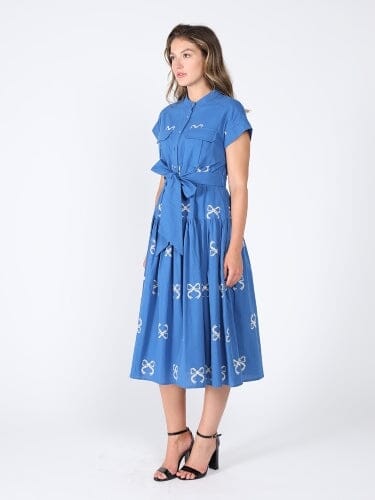 Embroideried sleeveless belt dress - Glamourous Grace
