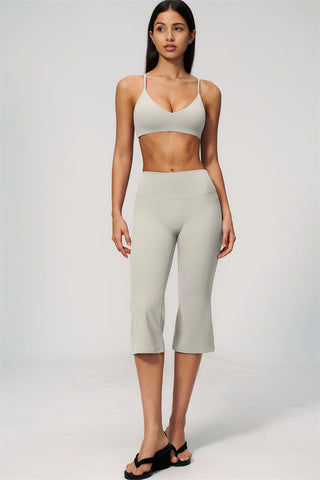 The Zura Capri Leggings