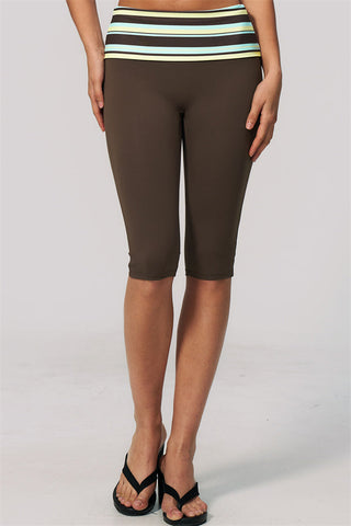 The Enliven Sports Bra Capri Leggings 2-Piece Set