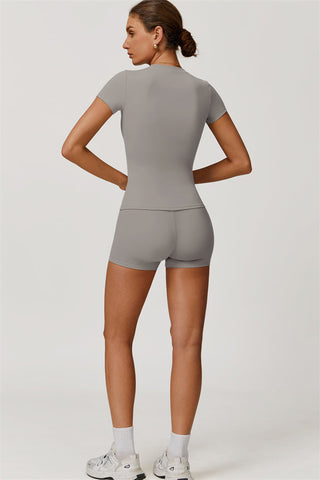 The Oasis T-shirt Shorts 2-Piece Set