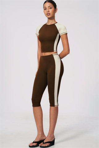 The Sandstone Capri Leggings