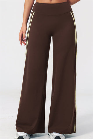 The Evoke Crop Top Straight Leg Pants 2-Piece Set
