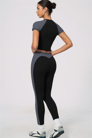 The Sandstone T-shirt Leggings 2-Piece Set