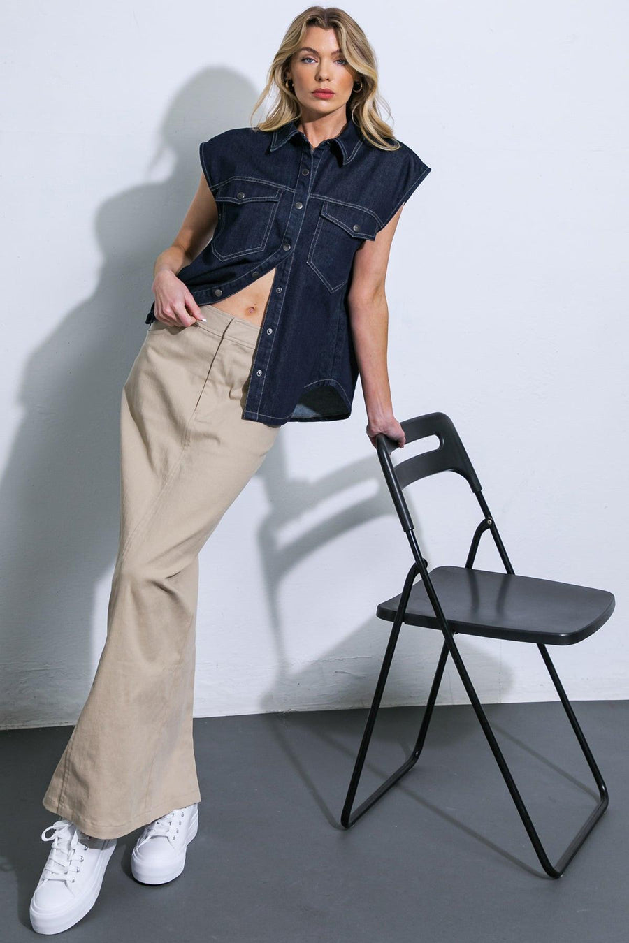 LET'S JUST RELAX DENIM TOP - Glamourous Grace