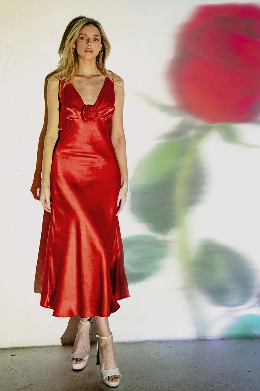 BEYOND WORDS WOVEN MIDI DRESS - Glamourous Grace